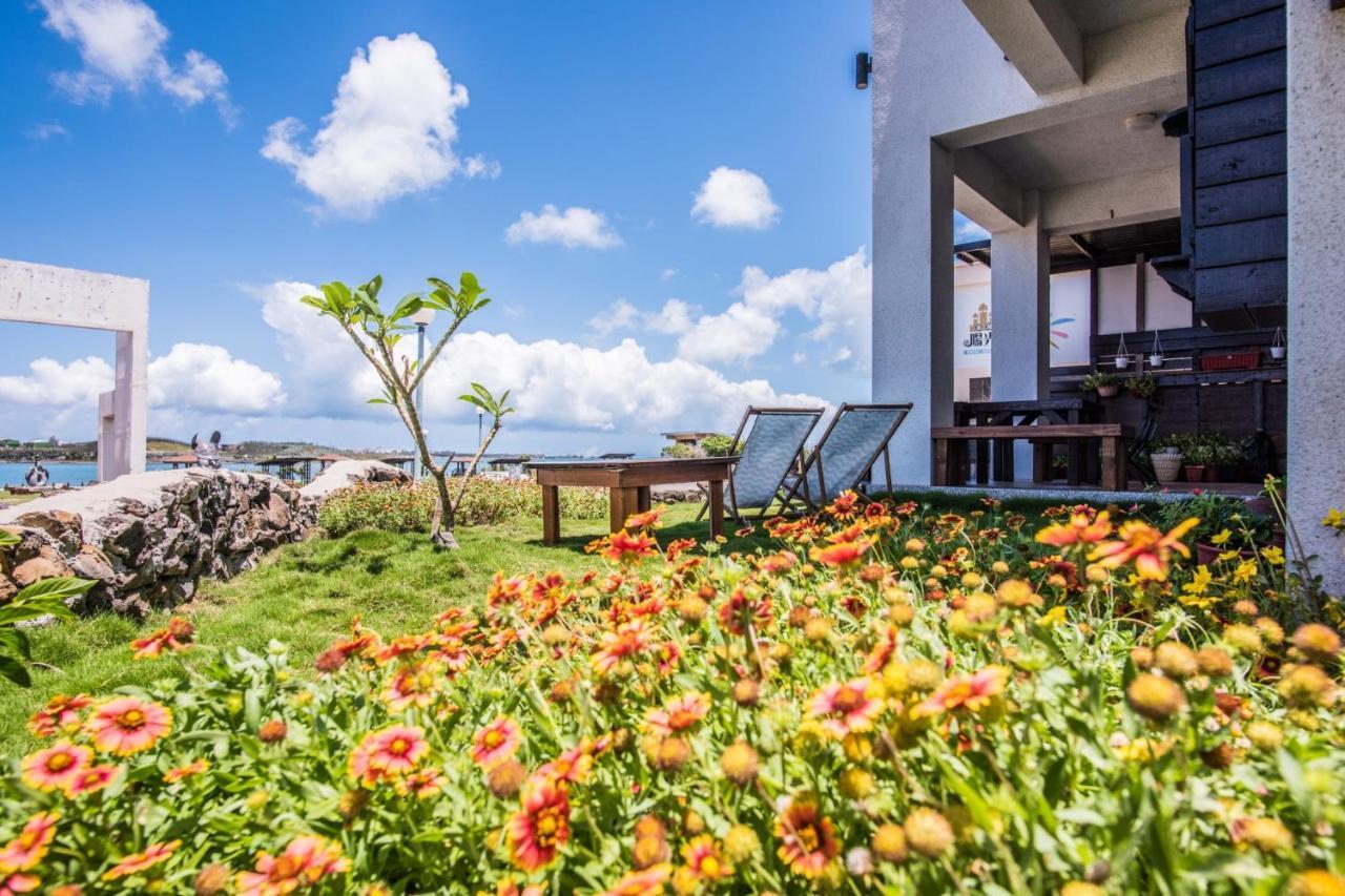 Malibu Oceanview Homestay Magong Luaran gambar